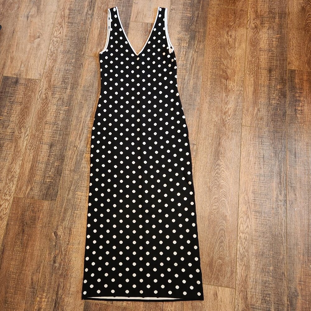 NWT Camila Coelho V Neck Sweater Maxi Dress in Black/White Polka Dot Size Small
